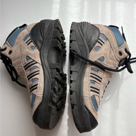 Tan and Black High-Top Hiking Shoes with Reinforced Toe Cap - Picture 2 of 6